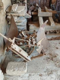 aratro monovomere reversibile 