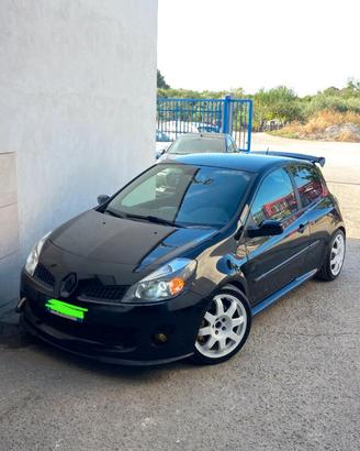 Renault Clio RS F1 team