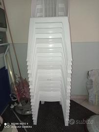 n 20 sedie in plastica 