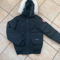 Giacca Canada goose nera con pelliccia bianca