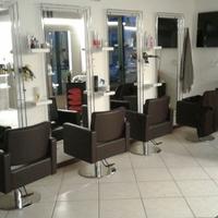 Arredamento per negozio di barbiere/parrucchiere