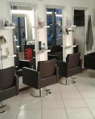 Arredamento per negozio di barbiere/parrucchiere