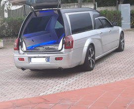 Carro funebre chrysler