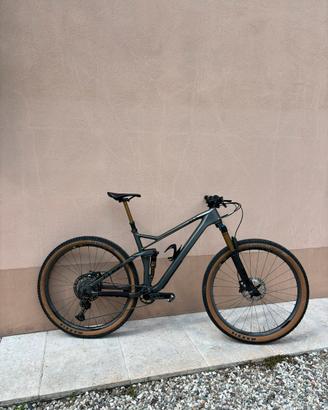 Cube Stereo22 HPC SLT