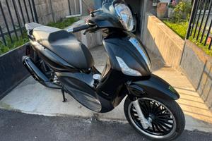 Piaggio Beverly 300 Police COME NUOVO