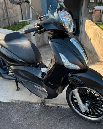 Piaggio Beverly 300 Police COME NUOVO
