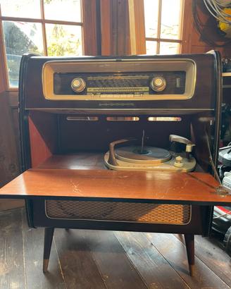 Mobile radio/ giradischi vintage Grundig