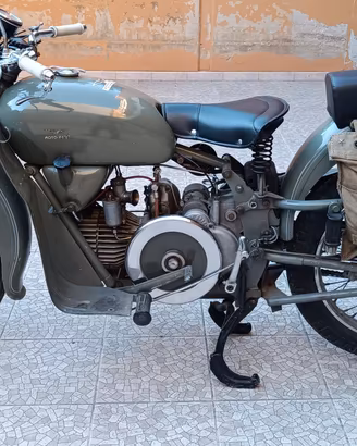 Moto Guzzi falcone 500