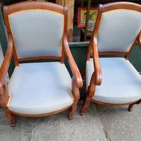 coppia poltrone in noce