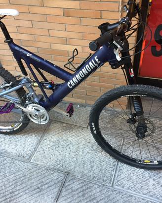Bicicletta MTB Cannondale LEFTY