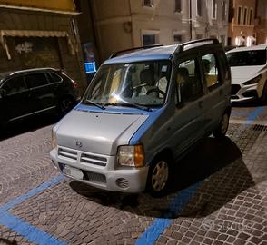 Suzuki Wagon R+   motore nuovo  +  radiatore nuovo