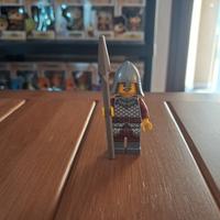 Lego minifigure cavaliere