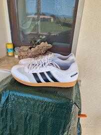 scarpe FUTSAL tg 44 adidas spezial