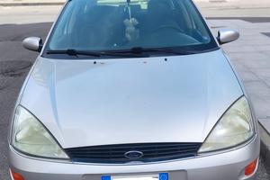 FORD FOCUS 1.8
