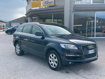 Audi Q7 3.0 V6 TDI 233CV quattro tiptronic "X COM
