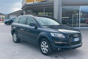 Audi Q7 3.0 V6 TDI 233CV quattro tiptronic "X COM