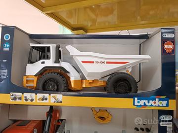 Roadmax Dumper Bruder