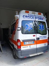 Ambulanza Renault