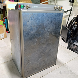 Frigo trivalente Electrolux