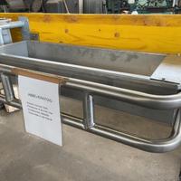 ABBEVERATOIO BOVINI INOX E PROTEZIONE INOX 1 METRO