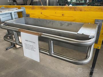 ABBEVERATOIO BOVINI INOX E PROTEZIONE INOX 1 METRO