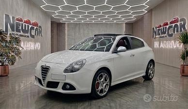 Giulietta 1.6 mjt 105cv TETTO E PELLE ROSSA