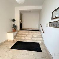 Av178 appartamento in via giulio cesare