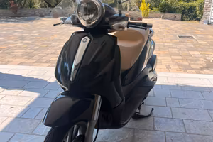 Piaggio beverly 500