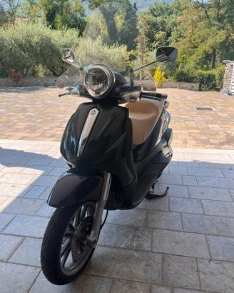 Piaggio beverly 500