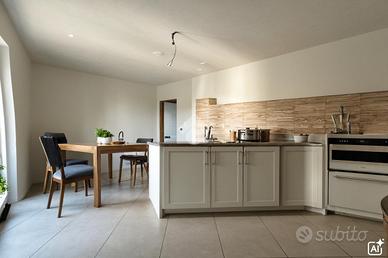 2 LOCALI A VAL DELLA TORRE