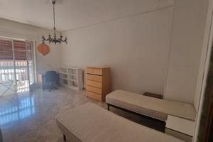 Ampia doppia/singola in centro Bari pressi Ateneo