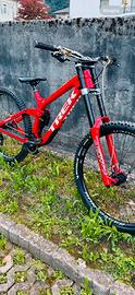 Trek Session 9.9 Carbon 2022