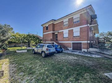 Appartamento di 160 m² con 5 locali e box auto dop