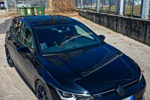 Volkswagen Golf 8 R Performance Akrapovic 