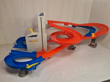 Pista Hot Wheels Auto-Lift Expressway