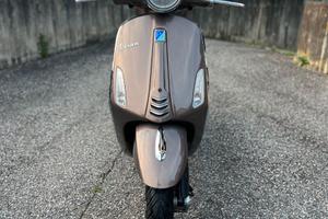Vespa Primavera 150 3V – 2014 – 11.034 km