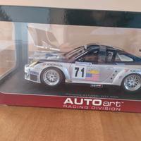 Porsche 911 GT3 RSR 2005 - 1/18 - Autoart 