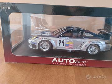 Porsche 911 GT3 RSR 2005 - 1/18 - Autoart 