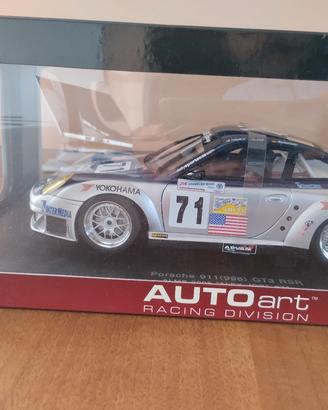 Porsche 911 GT3 RSR 2005 - 1/18 - Autoart 