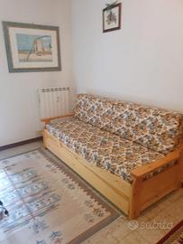 Tappezzeria per divano classico/rustico