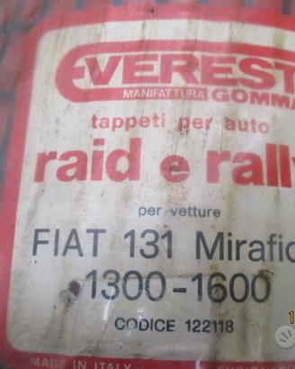 TAPPETINI VARI IN GOMMA /MOQUETTE VETTURE storiche