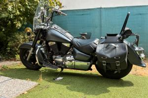 Suzuki Intruder 1500 LC