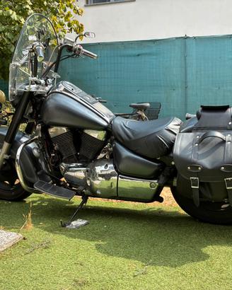 Suzuki Intruder 1500 LC
