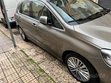 Bmw 218d luxury