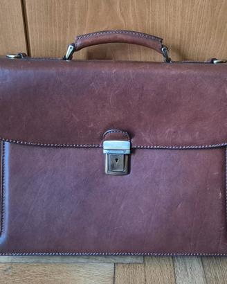 Borsa ufficio da uomo in vera pelle.