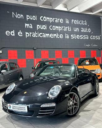 Porsche 911 Carrera 4 Cabriolet