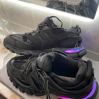 Balenciaga Truck Led .