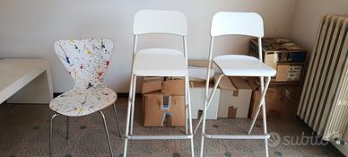 2 sgabelli ikea