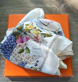 Foulard Gucci in seta
