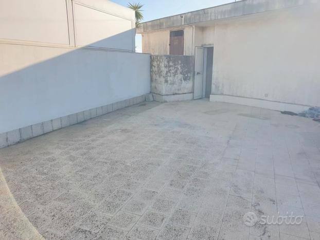 4 vani+terrazza sovrastante cittadella-policlinico